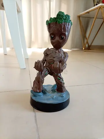 Groot figurine collectible (small statue on base) - used
