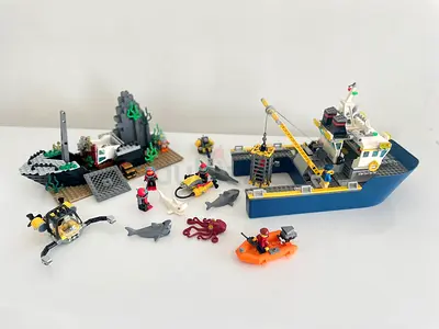 LEGO City Deep Sea Exploration Vessel Set #60095