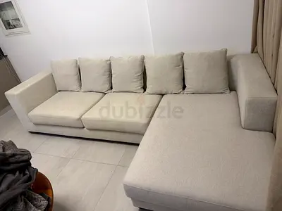 L shape sofa
Overall Dimensions
Width: 301 cm x Height: 82 cm x Depth: 169 cm x Weight: