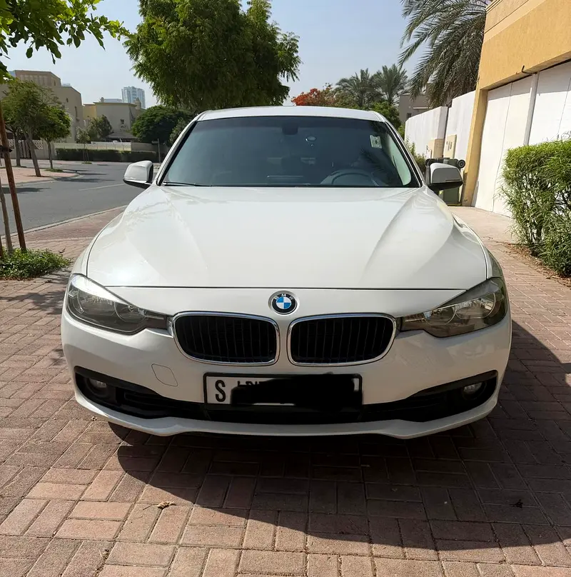 BMW 3-Series 2017 — photo 1 of 9