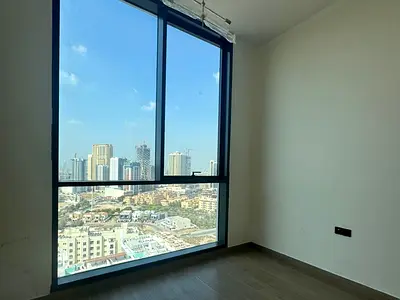 Brand New | High Floor | Vacant | Community View