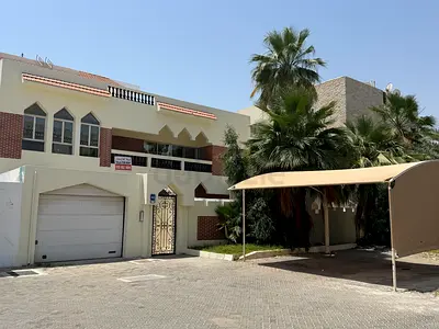 Villa for Rent Spacious 6BR | Move-in Ready |
Private Garden Private Swimming Pool