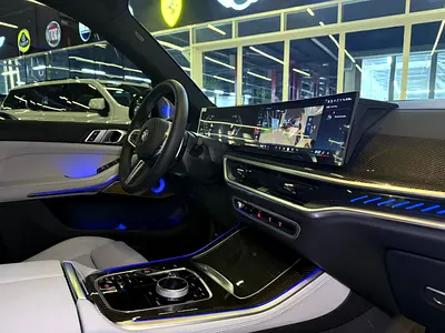 2025 BMW X5 缩略图 11
