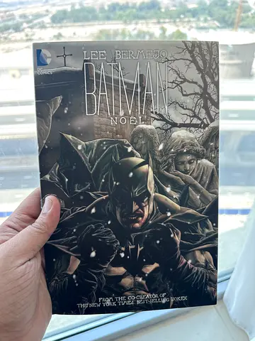 Batman by Lee Bermejo (Graphic Novel) - Like New