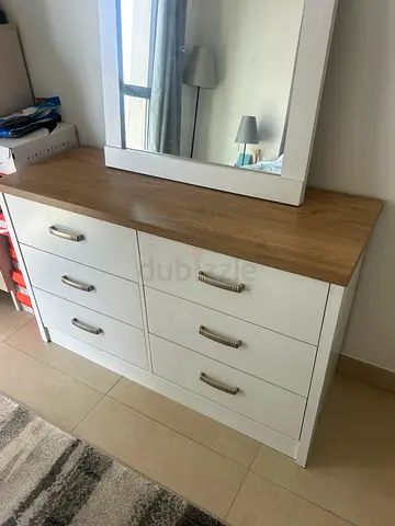 Chest of draws
