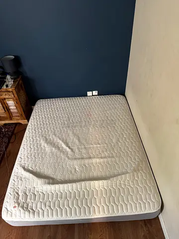 Mattress used for 1 year (urgent sell)  lightly used