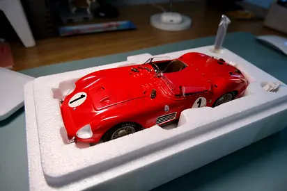 CMC 1:18 Maserati 300S (Limited Editon)