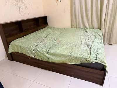 Bed and mattress