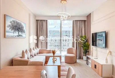 Modern Amenities | Furnished | Prime location