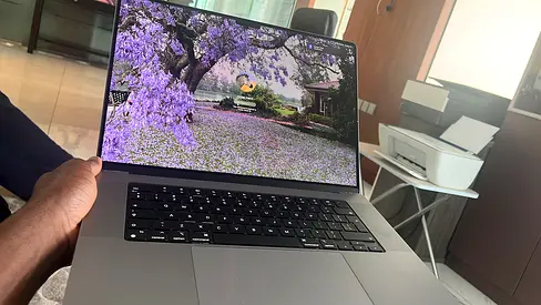 Mac book pro for sale