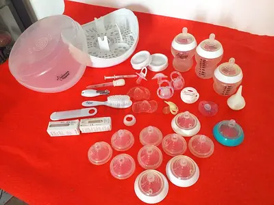 90%Discount Due to sudden leave set of Tommee tippee Baby Bottles,all accessories bottle sterilizer