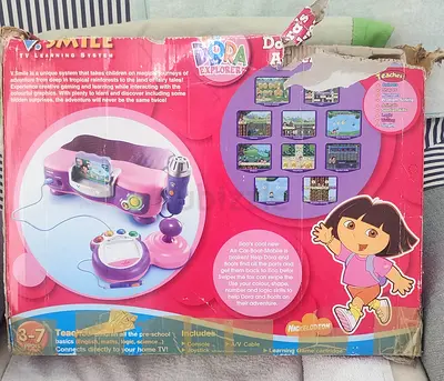 V.Smile Dora the Explorer Learning System (used, box worn)