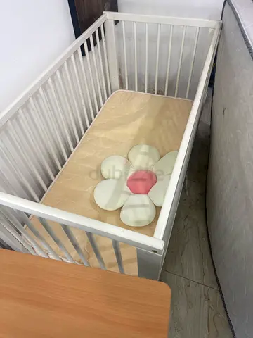 White Wooden Baby Crib with Mattress - Good Condition