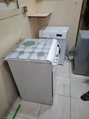 Used Gas Cooker / Stove - 4 Burners, Good Working Condition