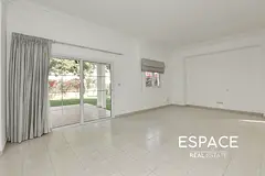 Vacant - Well Maintained - Landscaped