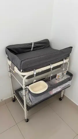 Baby changing table with storage and removable basin - good condition