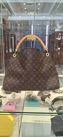 Louis Vuitton Monogram Canvas Handbag