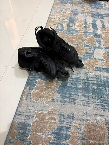 Black inline rollerblades, size 39 good used condition negotiable