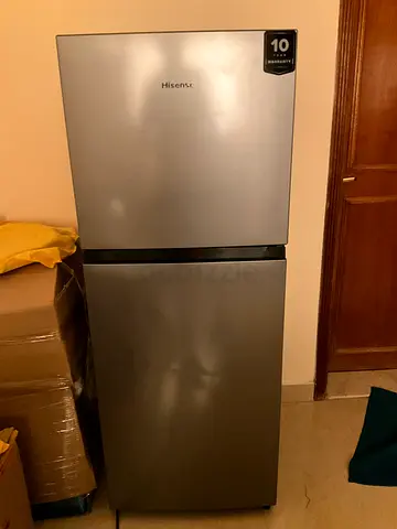Hisense 2-Door Silver Refrigerator - Excellent Working Condition 264liter