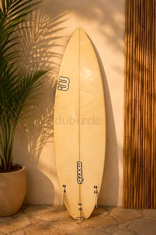 Used shortboard surfboard. Shape by Morris. Size 6.2