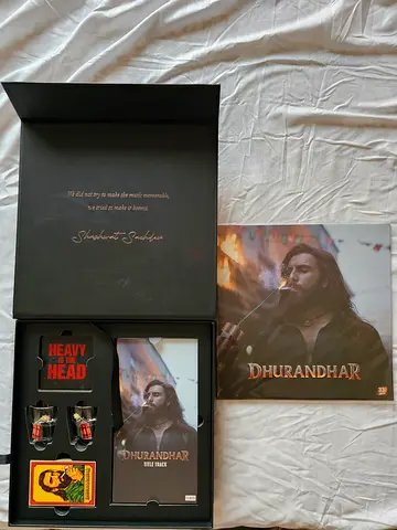 Dhurandar  vinyl records box