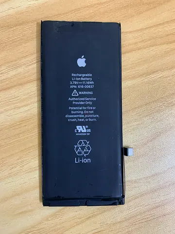 Iphone xr battery (72 battery health)