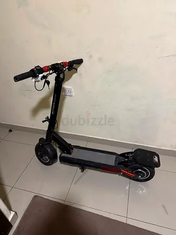 Used Electric Scooter – Foldable Commuter Scooter (Good Working Condition)