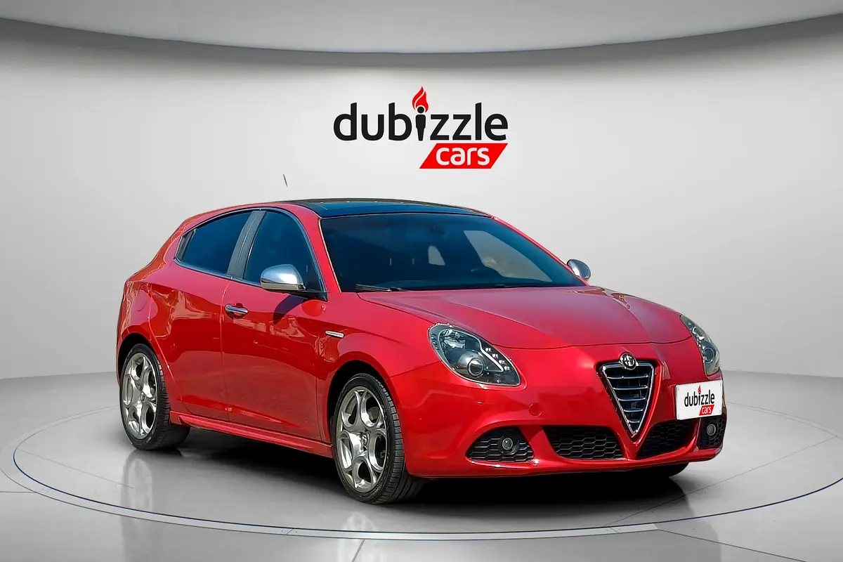Alfa Romeo GIULIETTA 2014 — photo 1 of 13
