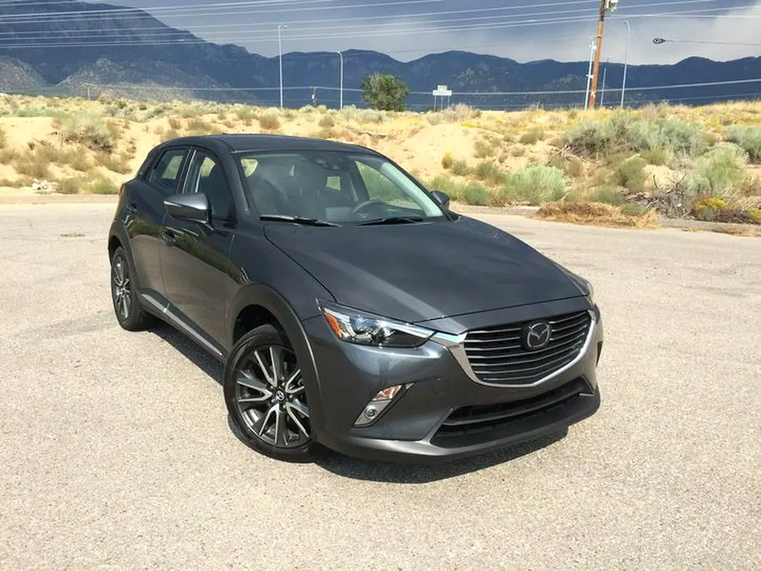 Mazda CX-3 2025 — photo 1 of 5