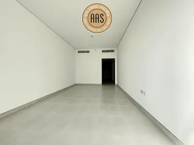 Like A New Spacious 2Bhk Apartment With Close Kitchen Balcony Parking 76K