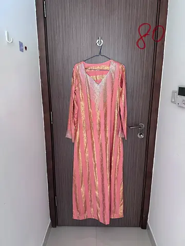 Pink and Gold Long Traditional Dress / Abaya Mukhawara