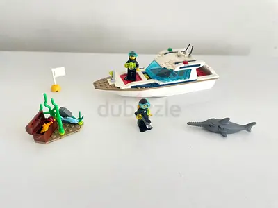 LEGO City Diving Yacht Set #60221