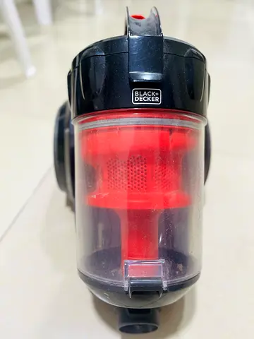 Black+Decker Handheld/Cyclonic Vacuum Cleaner - Compact, Used