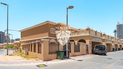 Corner Villa | Ready to Move In | 3Beds + Maids