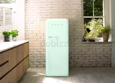 SMEG RETRO STYLE FRIDGE FREEZER LATEST VERSION NO SINGLE SCRATCH LIKE NEW PASTEL GREEN