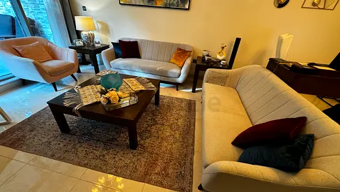 Elegant Living Room Set – Modern, Clean  Ready to Use | Great Deal!