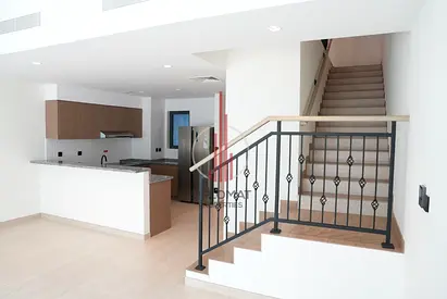 Lagoon Front | Steps to Gate | Brand New
