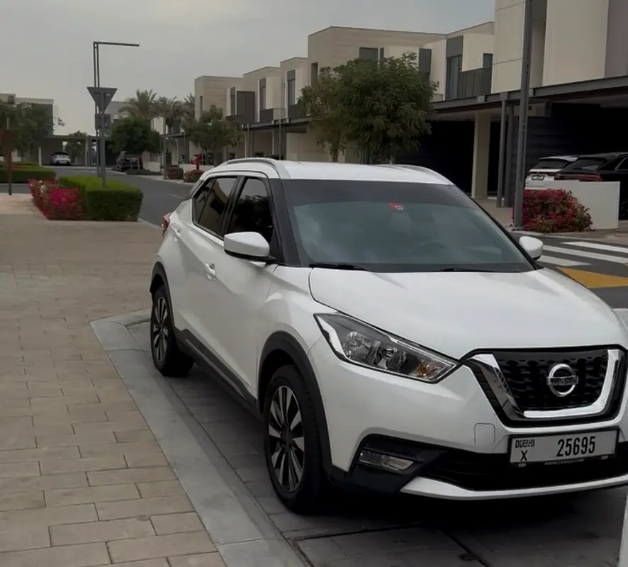 Nissan Kicks 2019 — photo 1 of 6