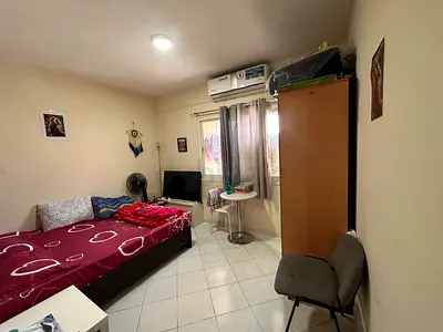 Family Sharing room for Working Lady or Working couple