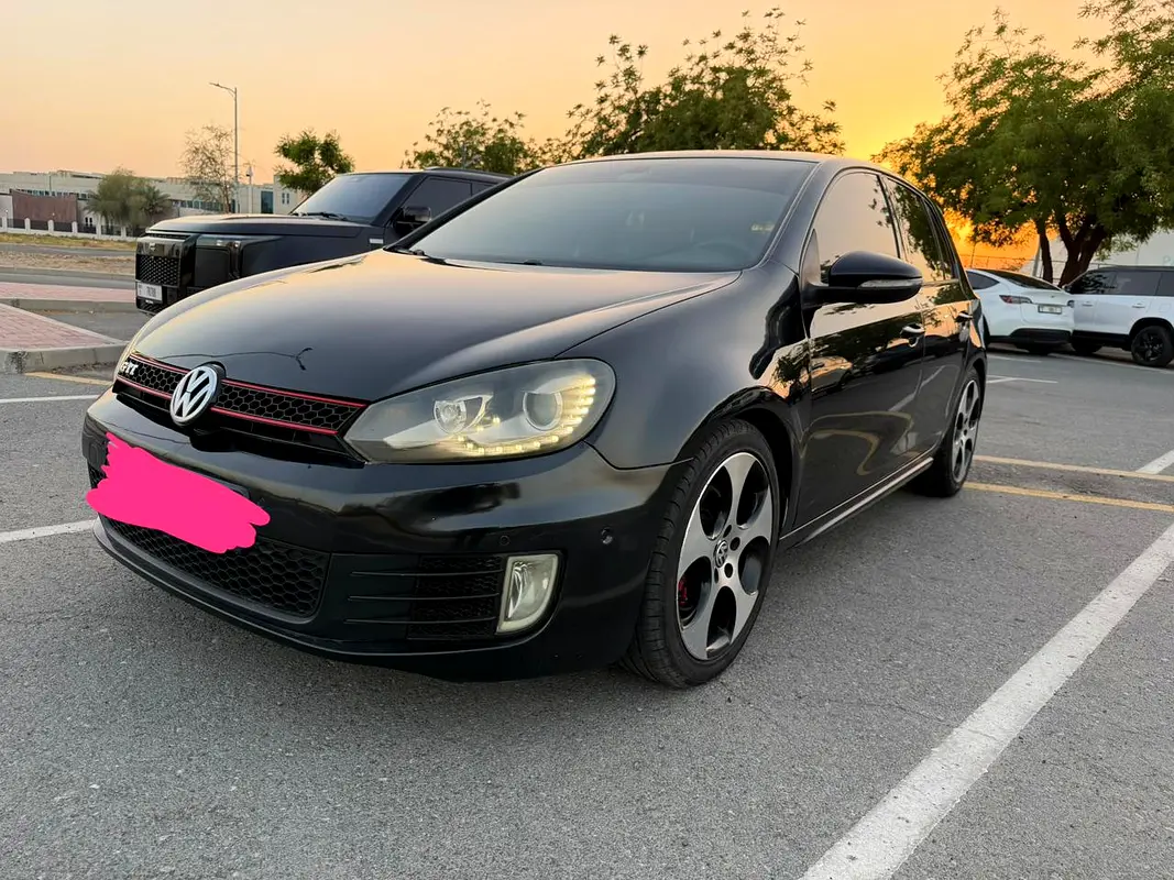Volkswagen Golf 2013 — photo 1 of 17