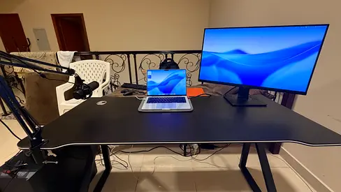 Large Black Gaming Desk / Study Table | Metal Legs | Good Condition