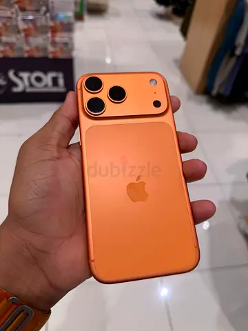 iPhone 17 Pro Max 512gb TDRA orange with apple care plus 5 months used