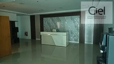 Spacious / Fully Fitted Furnished Office / Washrooms & Pantry