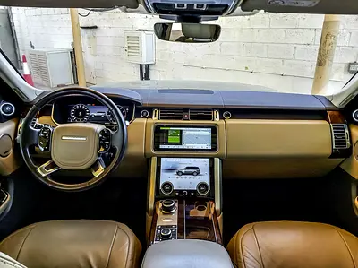 صورة 9 لـ 2020 LAND Rover RANGE ROVER