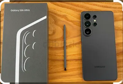 Samsung Galaxy S26 Ultra Titanium Black with S Pen and Box