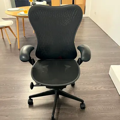 Herman Miller Mirra Ergonomic Chair - Fully customizable loaded version
