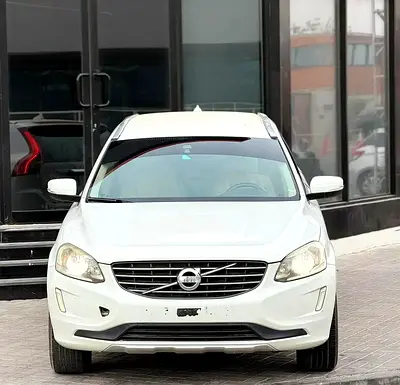 Volvo XC60 2014 GCC Specs - Reliable Luxury SUV in Excellent Condition