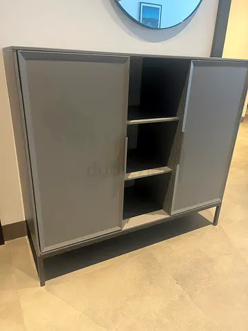 Storage cabinet / console