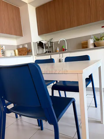 FULL SET: White Expandable Dining Table with 4 Blue Modern Chairs - Good Condition