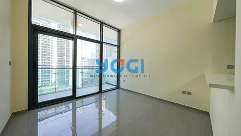 Exclusive | Well Maintained | Close to Metro